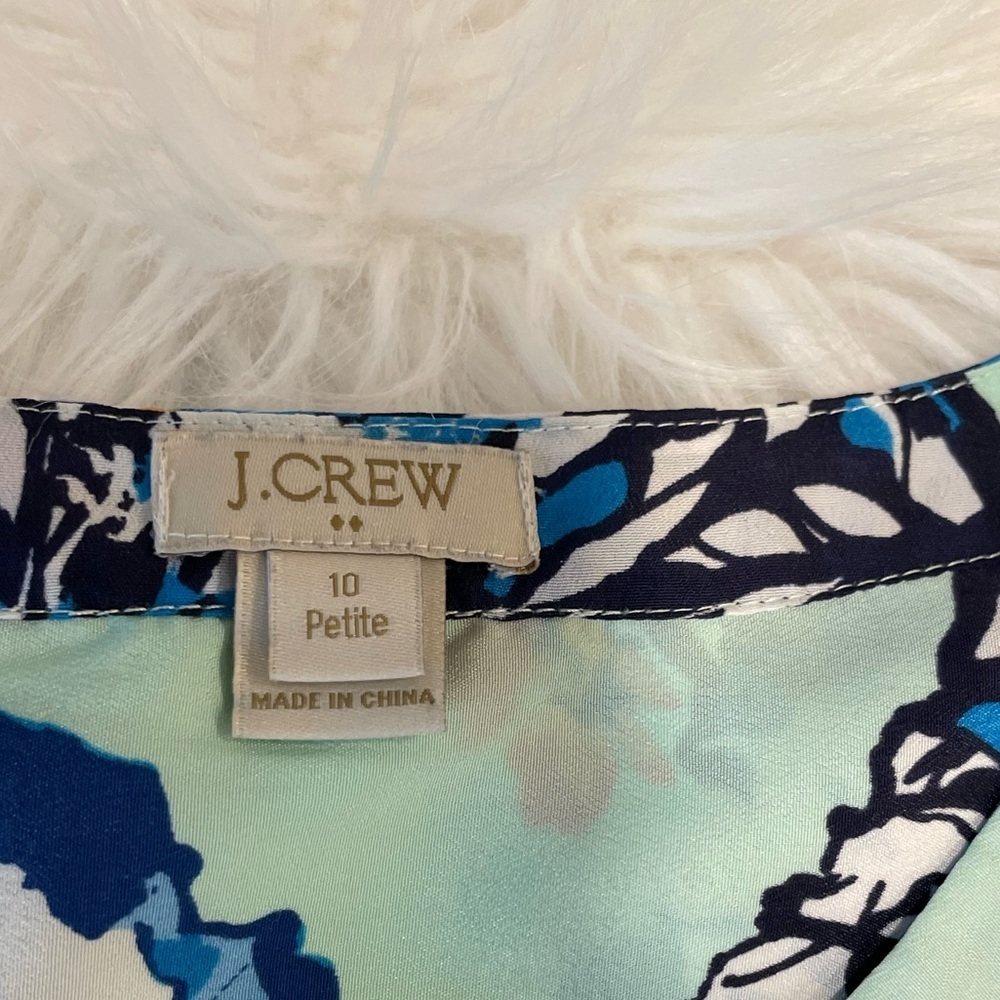 J. Crew Hydrangea Print Polyester Shell - 10 Petite - Picture 2 of 7